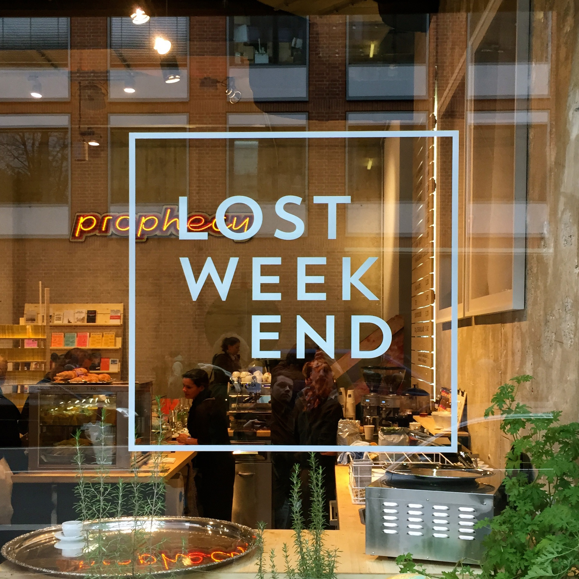 Lost Weekend – Lesecafé