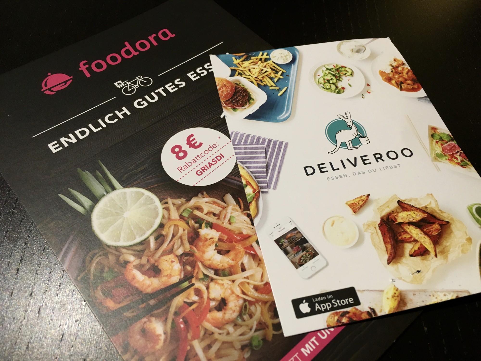 foodora vs. deliveroo