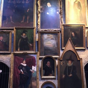 Alle lebendigen Gemälde aus Hogwarts sind echte Kunstwerke